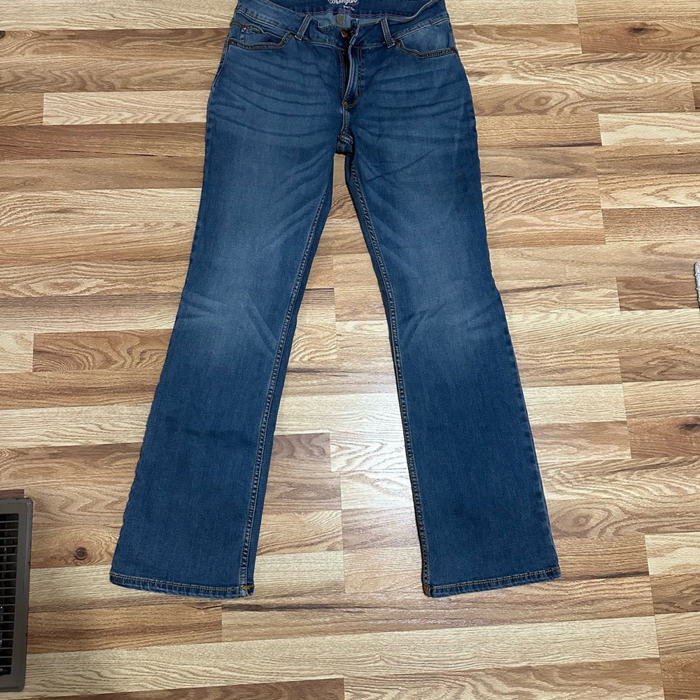 Wrangler Women's Classic Blue Boot Cut Jeans